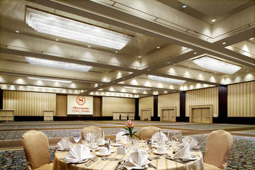 Sheraton Centre Toronto - Toronto โรงแรม