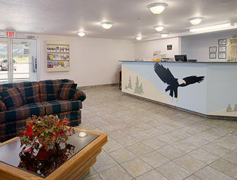 SUPER 8 INVERMERE - Invermere hotel