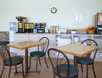 SUPER 8 INVERMERE - Invermere hotel