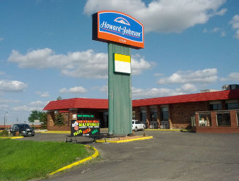 HOWARD JOHNSON SWIFT CURRENT - Swift Current hotel