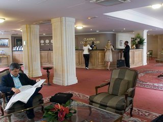 Le Claridge Champs-Elysees Fraser Suites - Paris โรงแรม