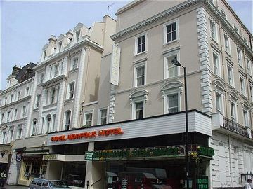 ROYAL NORFOLK - London โรงแรม