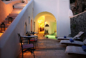 Nefeles Luxury Suites - Santorini | Thira hotel