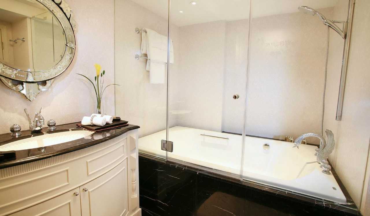 The Luxe Manor - Hong Kong hotel