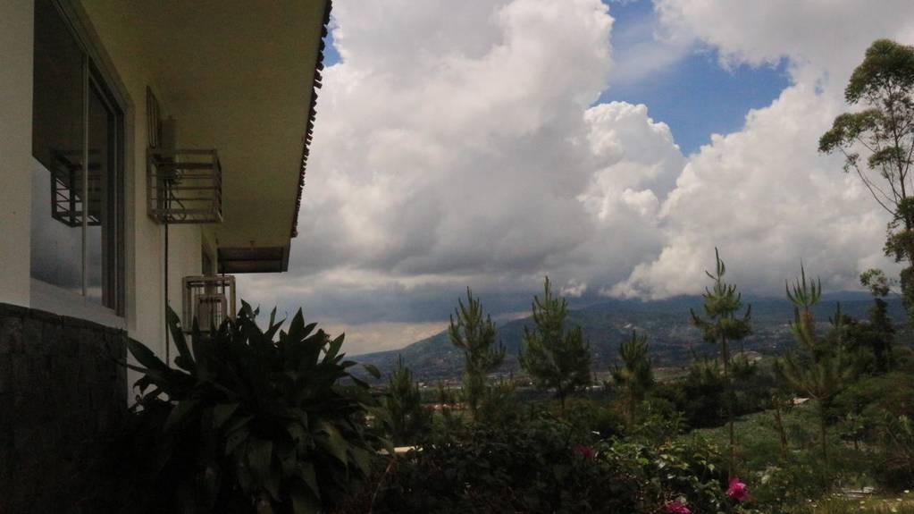 Mulberry Hill by The Lodge - Bandung hotel