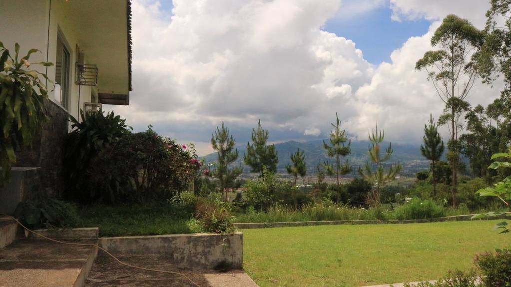 Mulberry Hill by The Lodge - Bandung hotel
