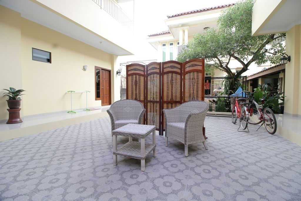 RedDoorz Plus near STIE YKPN - Yogyakarta hotel