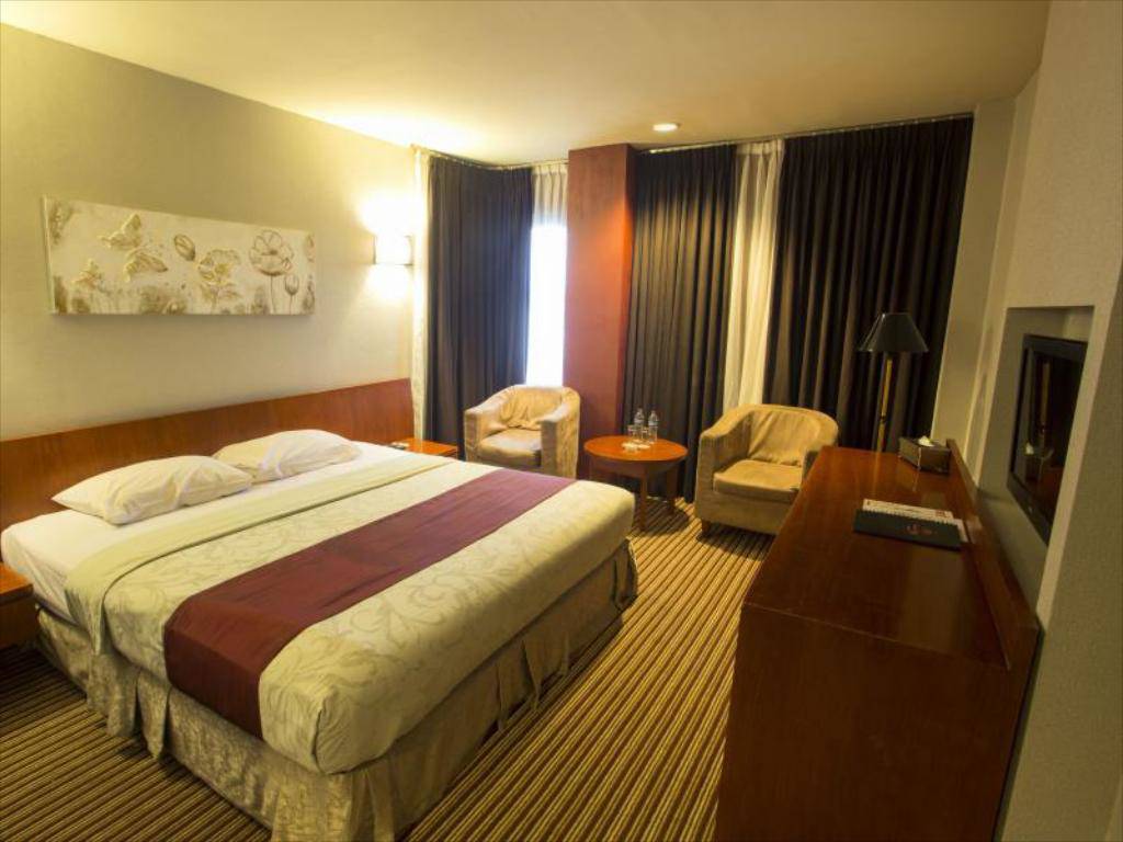 Kenari Tower Makassar - Makassar | Ujung Pandang hotel