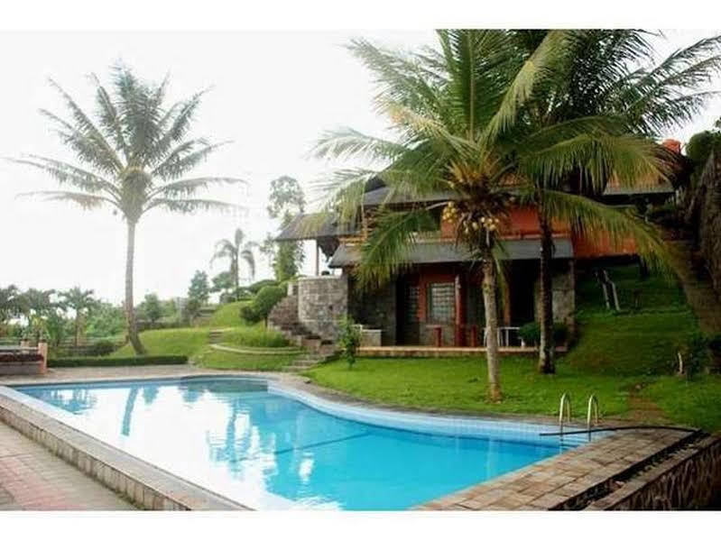 Dago Heuvel Resort - Bandung hotel