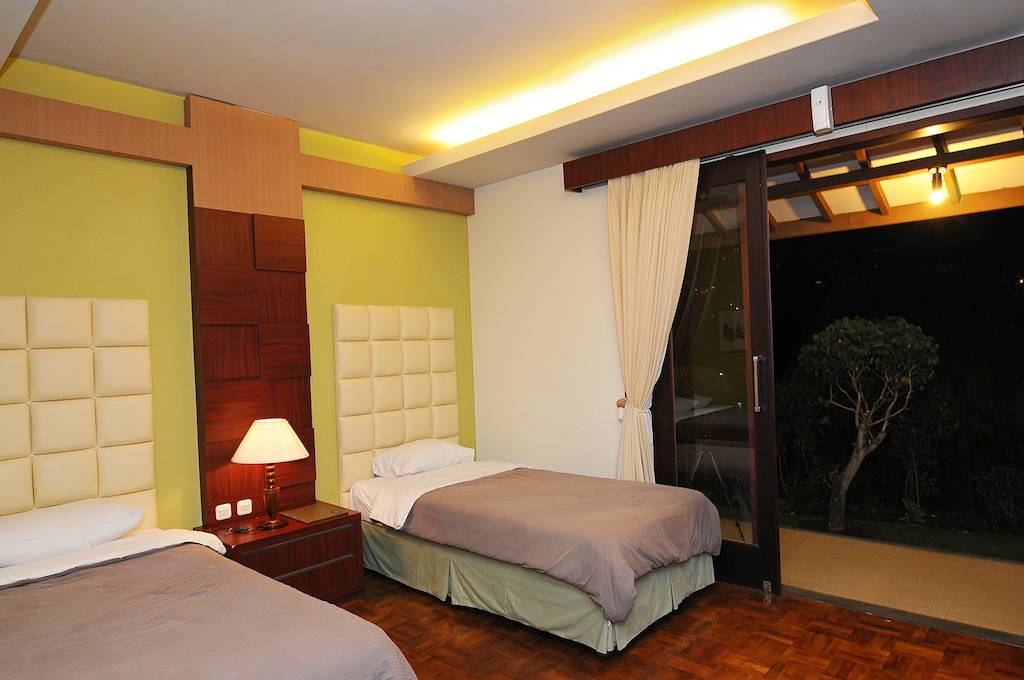Dago Heuvel Resort - Bandung hotel