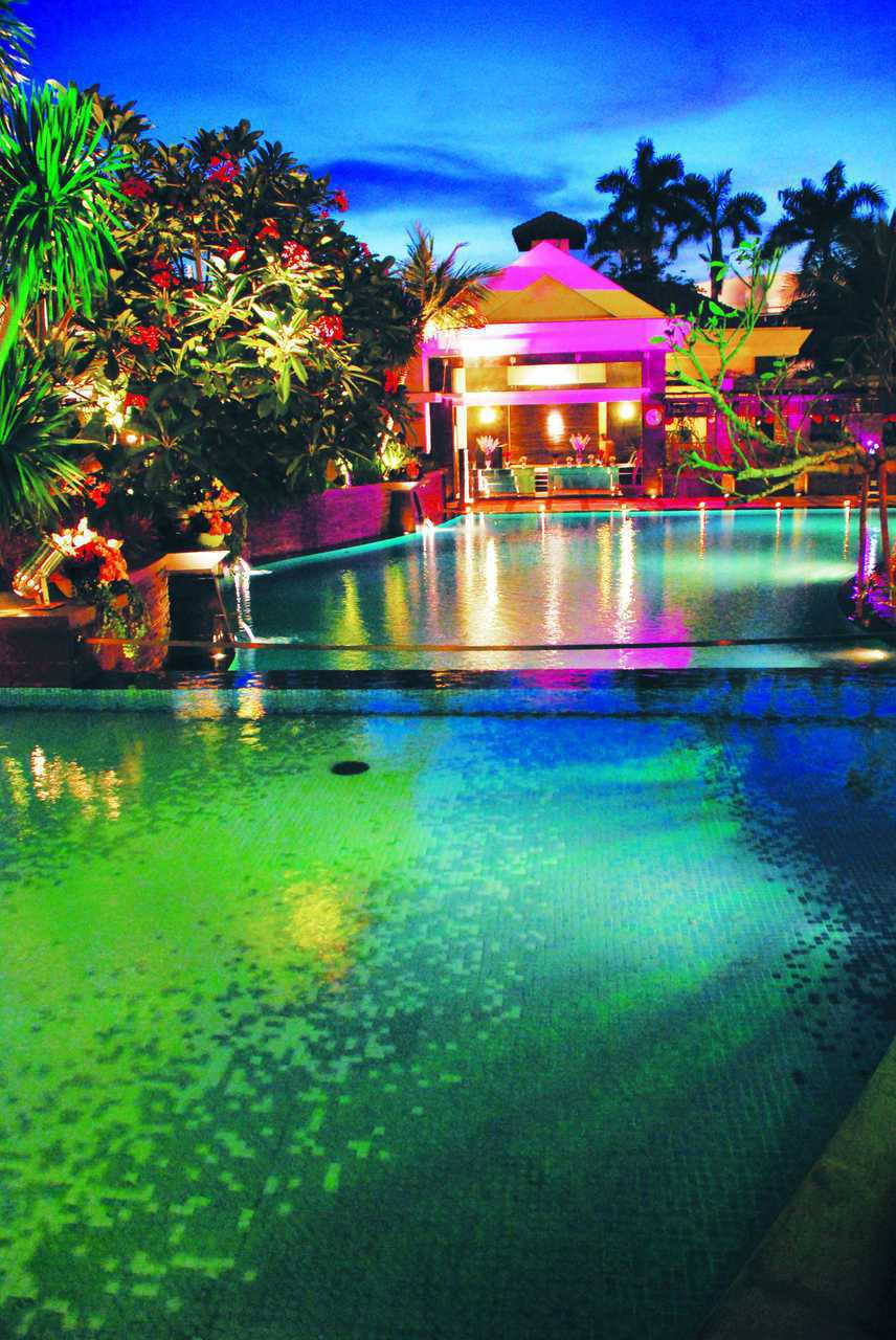 Java Paragon Hotel & Residence - Surabaya hotel