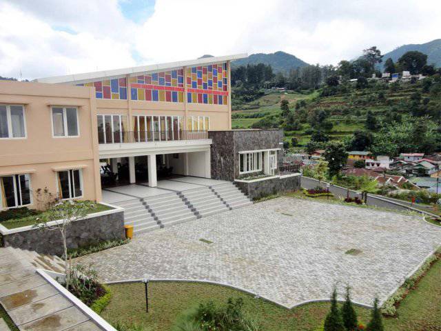 Casa Monte Rosa Hotel Ciloto Puncak - Bogor hotel