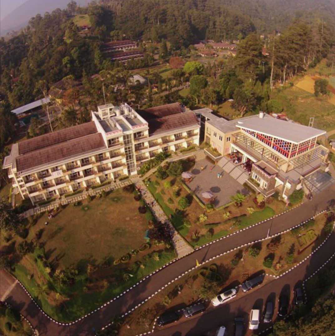 Casa Monte Rosa Hotel Ciloto Puncak - Bogor hotel