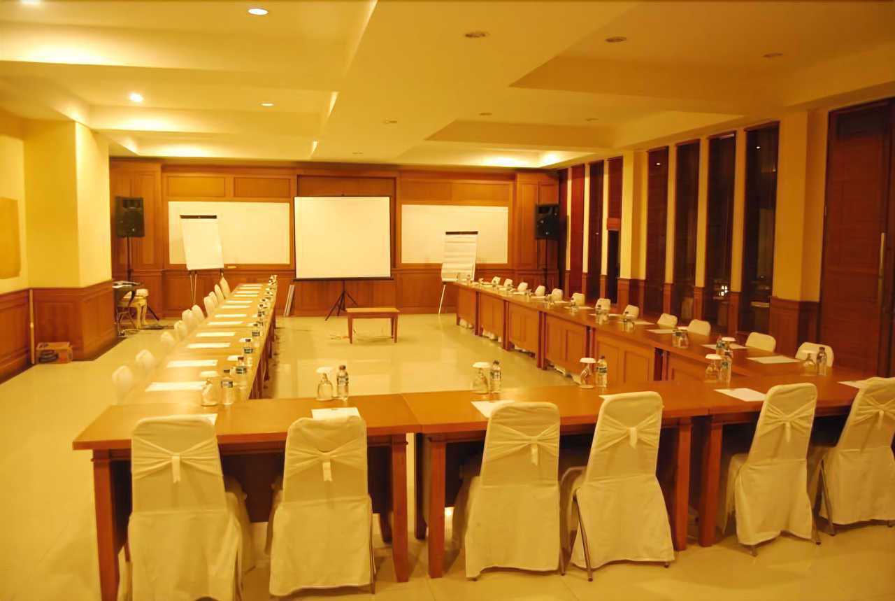BUKIT GUMATI BATUTULIS CAFE & RESTO - Bogor hotel