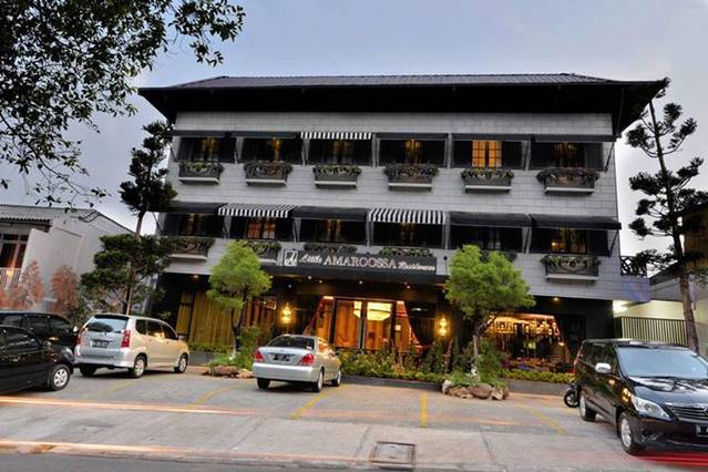 Little Amaroossa Residence - Jakarta hotel