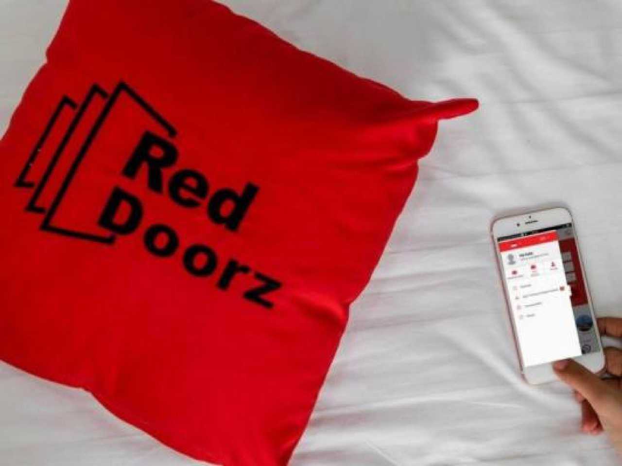 RedDoorz near Alun Alun Bangil - Pasuruan โรงแรม