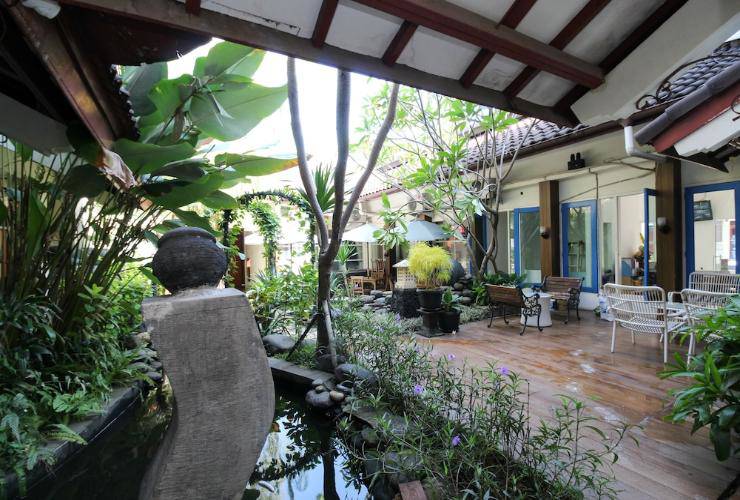 Myzone Guest House - Semarang hotel