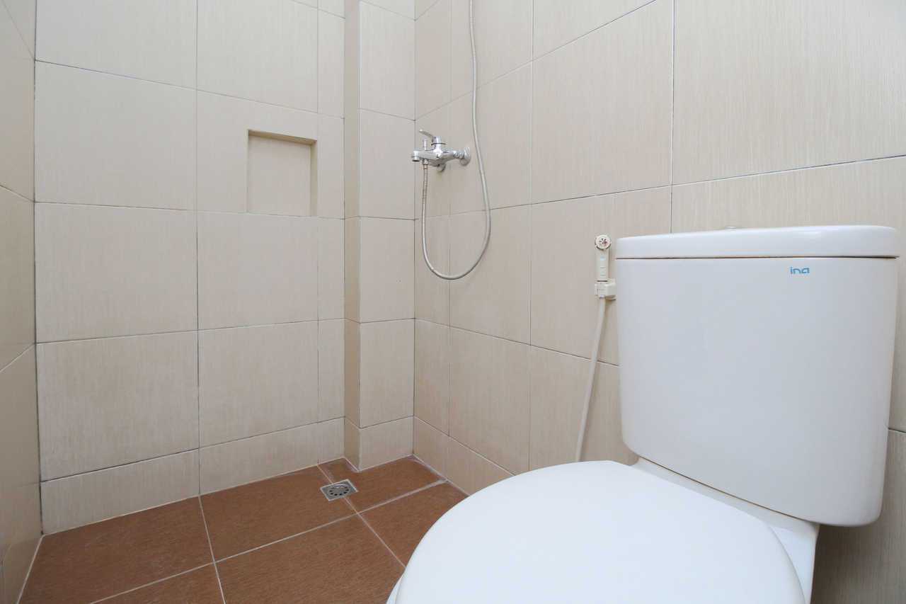 Myzone Guest House - Semarang hotel