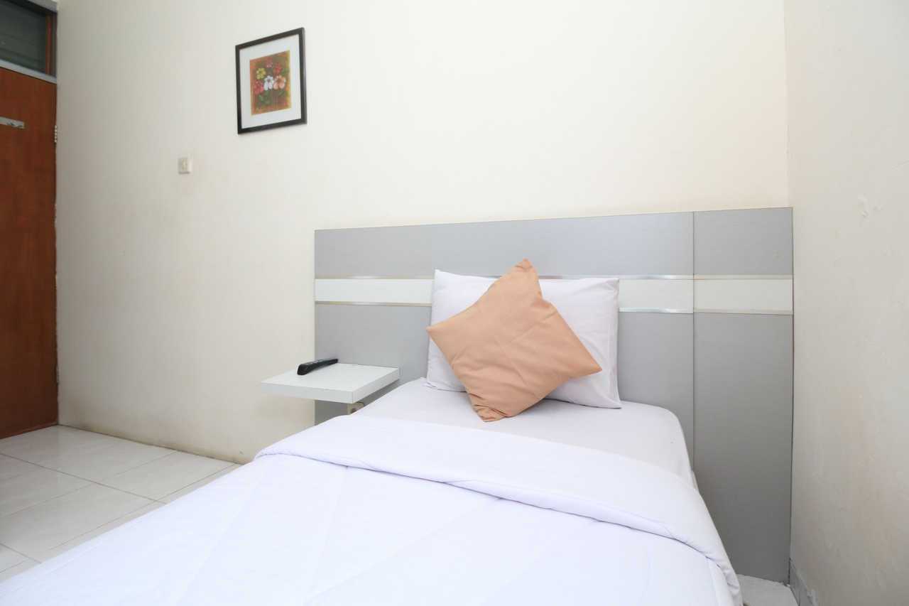 Myzone Guest House - Semarang hotel