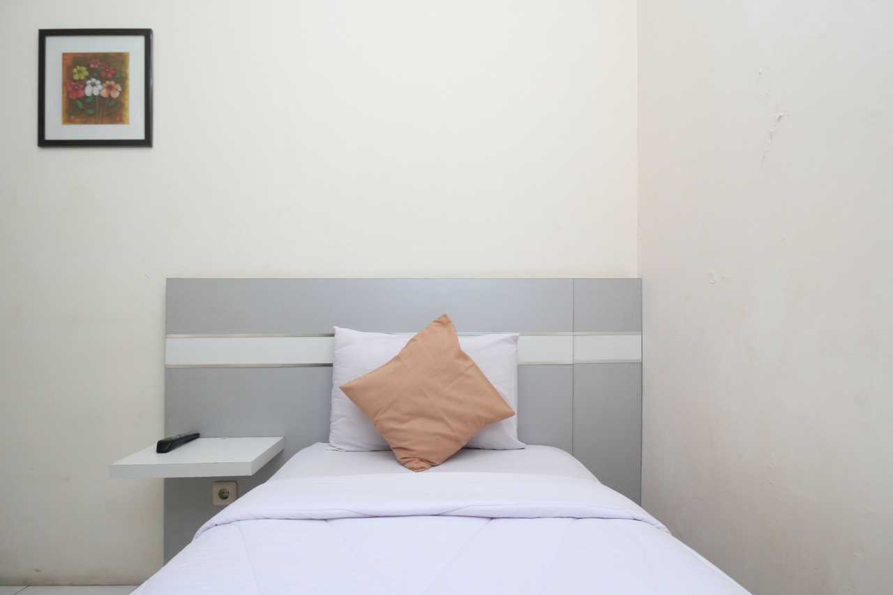 Myzone Guest House - Semarang hotel