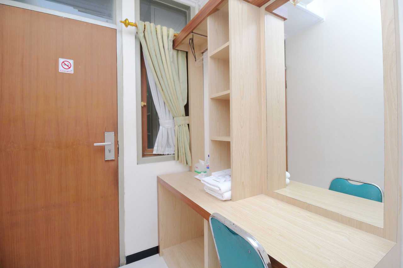 Myzone Guest House - Semarang hotel
