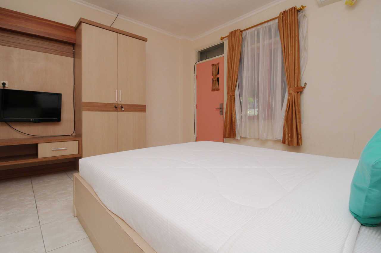 Myzone Guest House - Semarang hotel