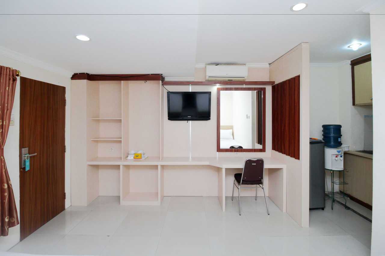 Myzone Guest House - Semarang hotel