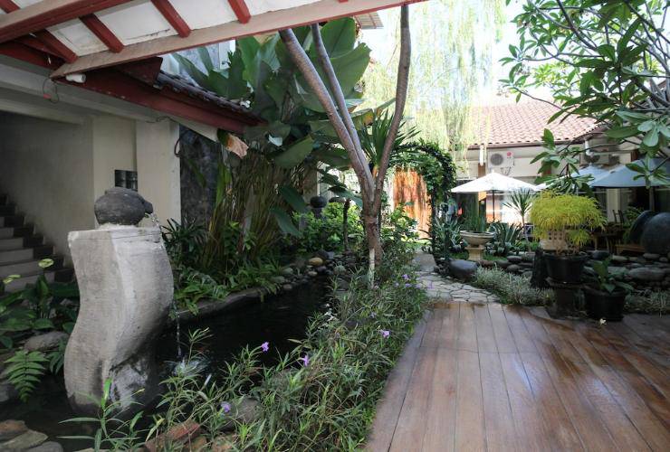 Myzone Guest House - Semarang hotel