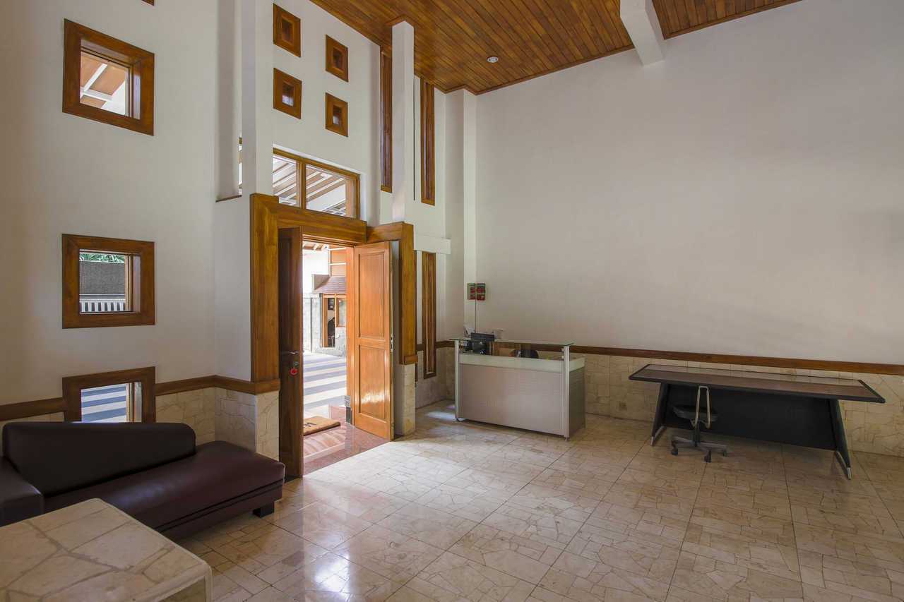 Reddoorz Plus Near Politeknik Negeri Bandung - Bandung hotel