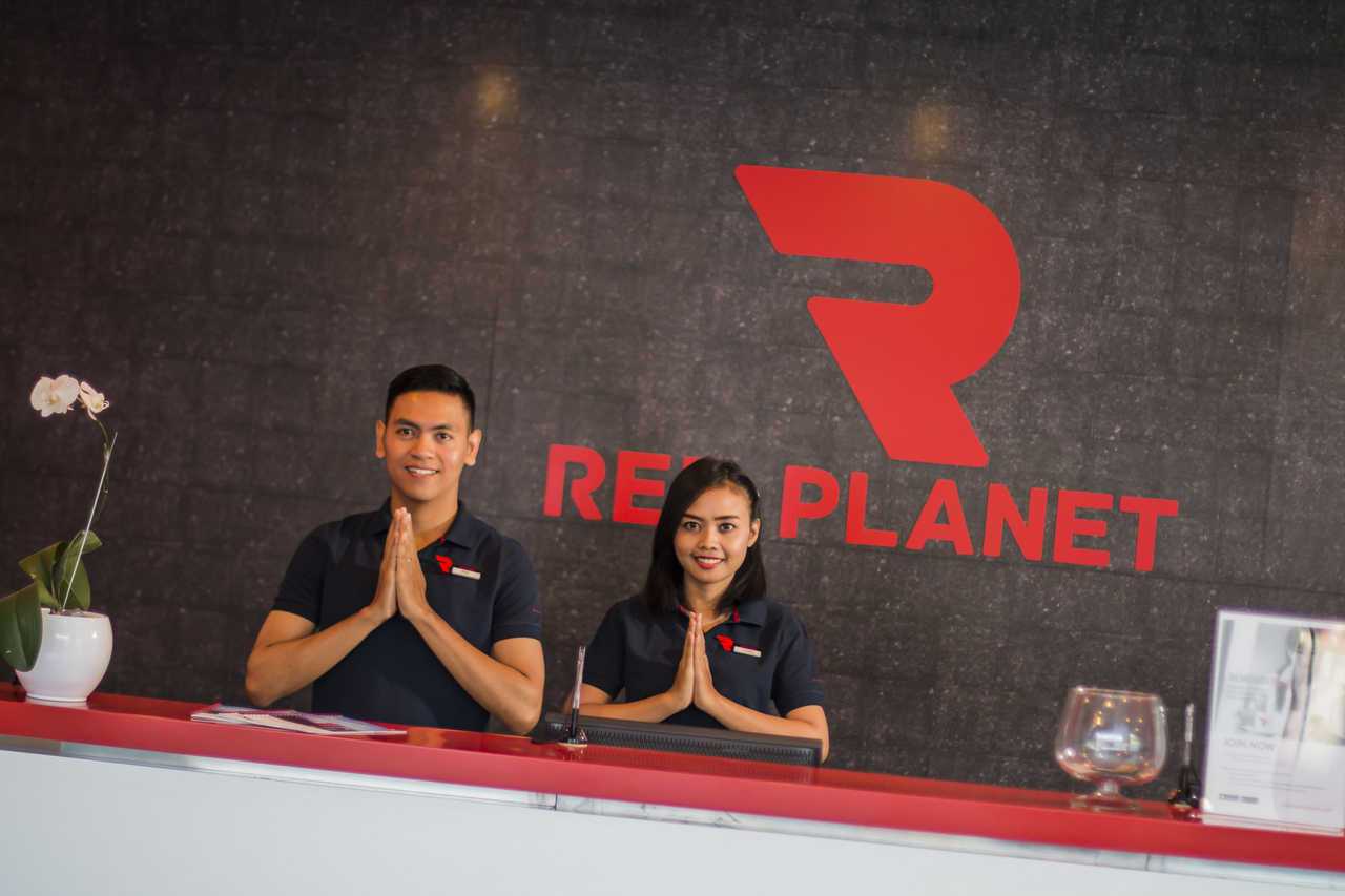 Red Planet Solo - Solo | Surakarta โรงแรม