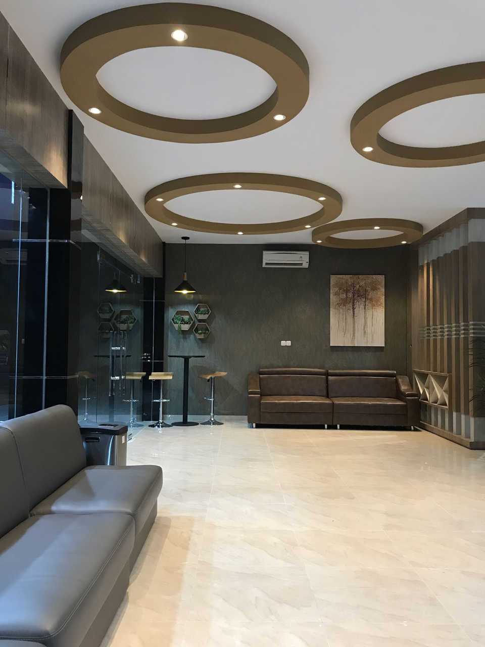 TOPTEL HOTEL - Pekanbaru โรงแรม