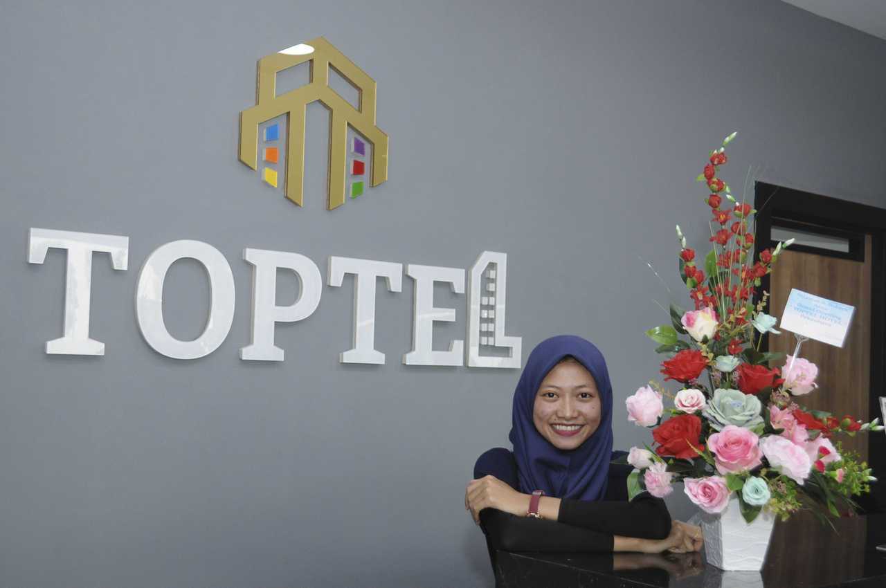 TOPTEL HOTEL - Pekanbaru โรงแรม