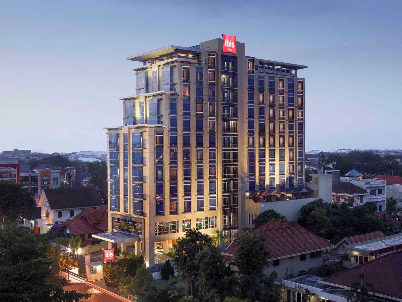 Ibis Simpanglima - Semarang โรงแรม