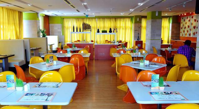 Ibis Simpanglima - Semarang โรงแรม