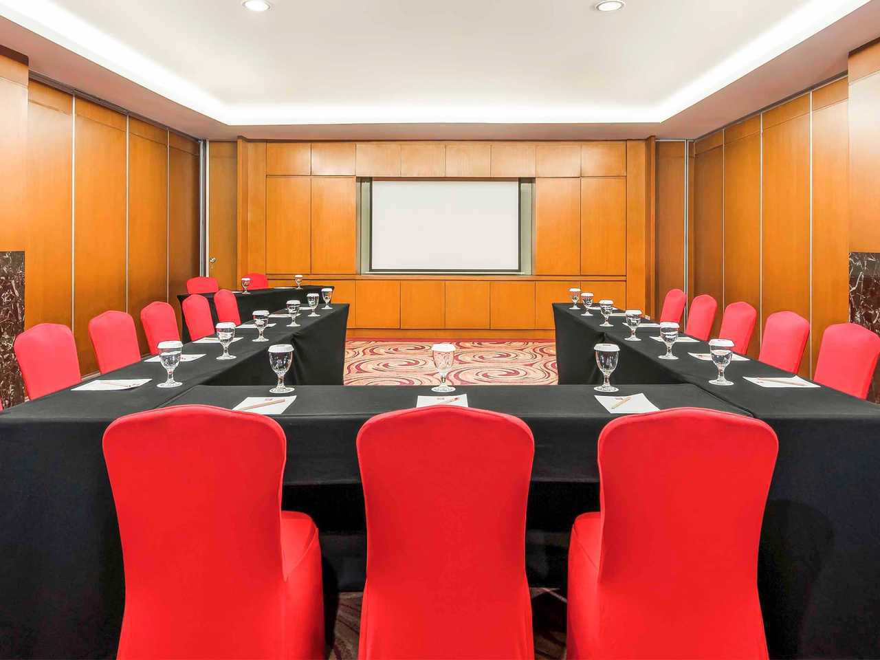 Ibis Simpanglima - Semarang โรงแรม