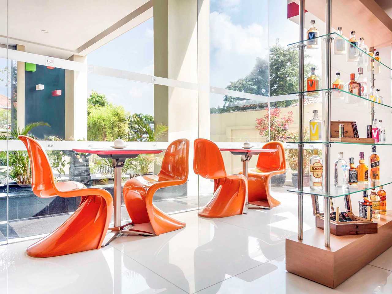 Ibis Simpanglima - Semarang โรงแรม