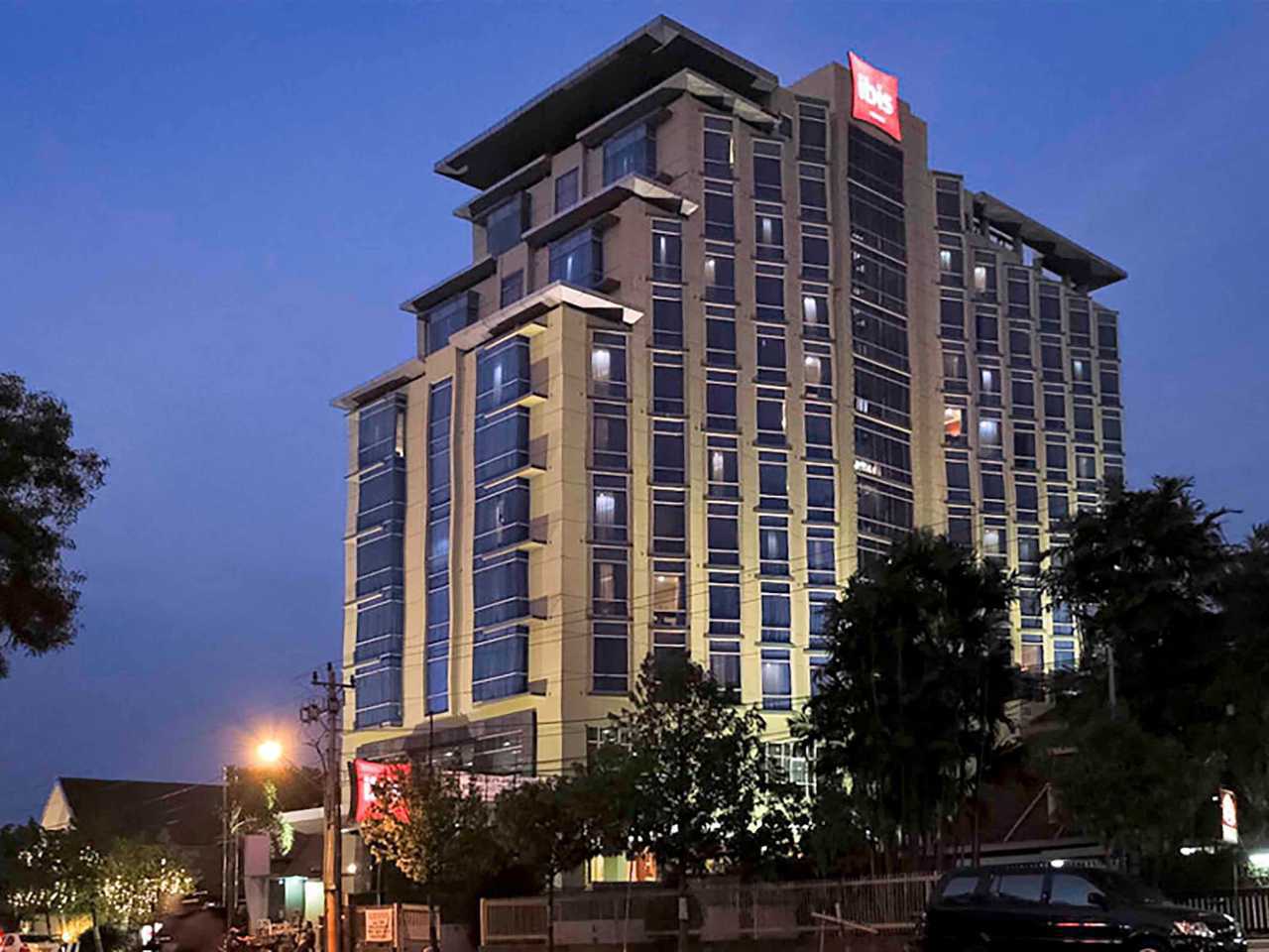 Ibis Simpanglima - Semarang โรงแรม