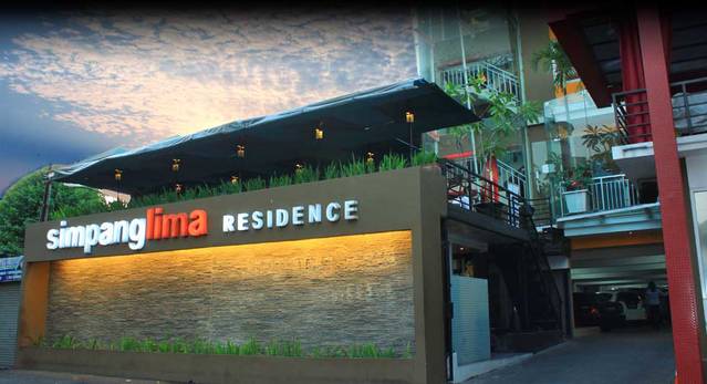 Simpang Lima Residence - Semarang โรงแรม
