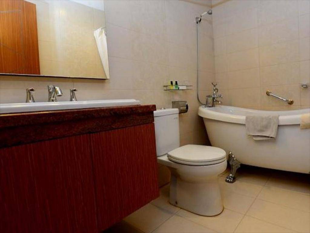 Scarlet Makassar - Makassar | Ujung Pandang hotel