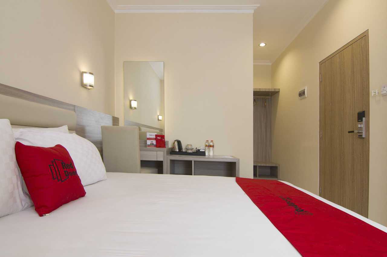 Hello Hotel - Semarang hotel