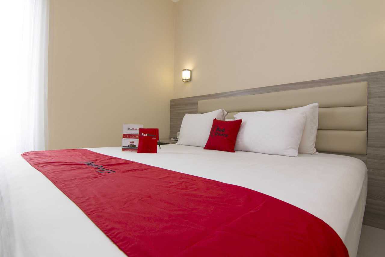 Hello Hotel - Semarang hotel