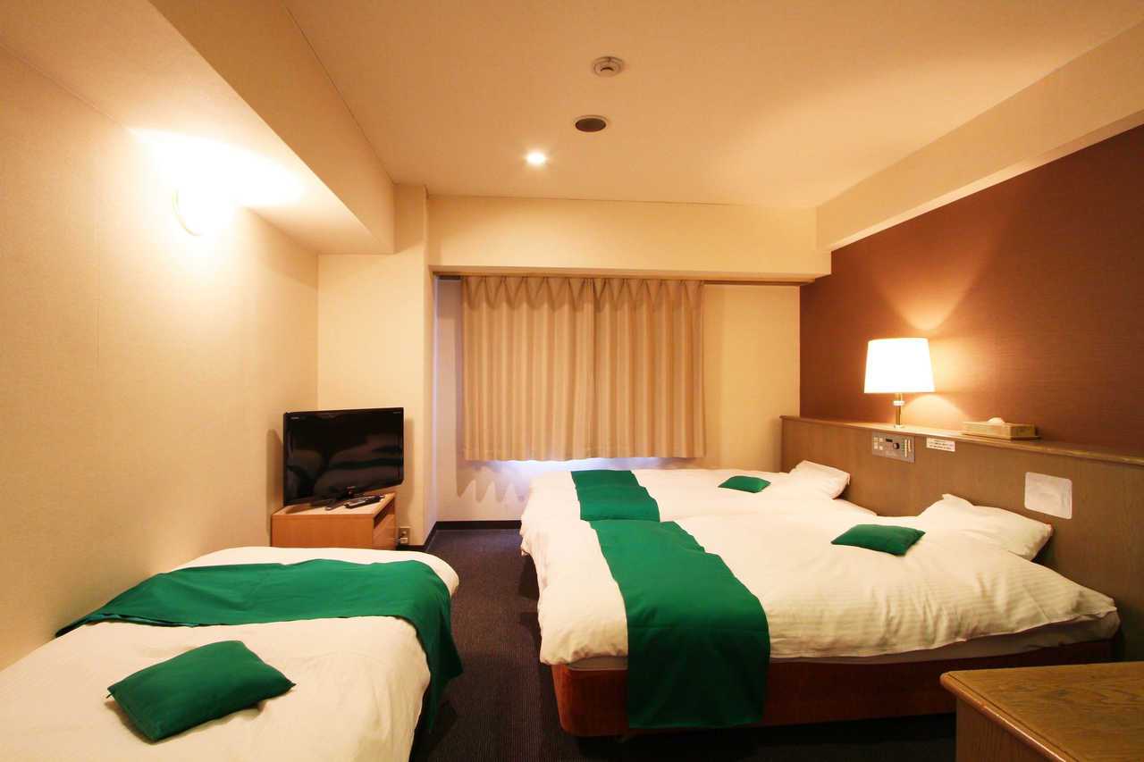 Hotel Shinsaibashi Lions Rock - Osaka โรงแรม