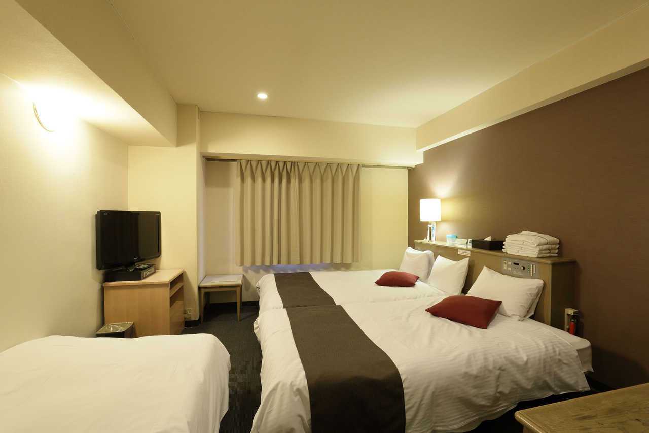 Hotel Shinsaibashi Lions Rock - Osaka โรงแรม