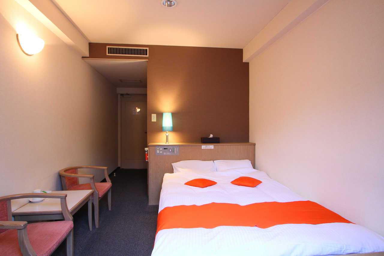 Hotel Shinsaibashi Lions Rock - Osaka โรงแรม