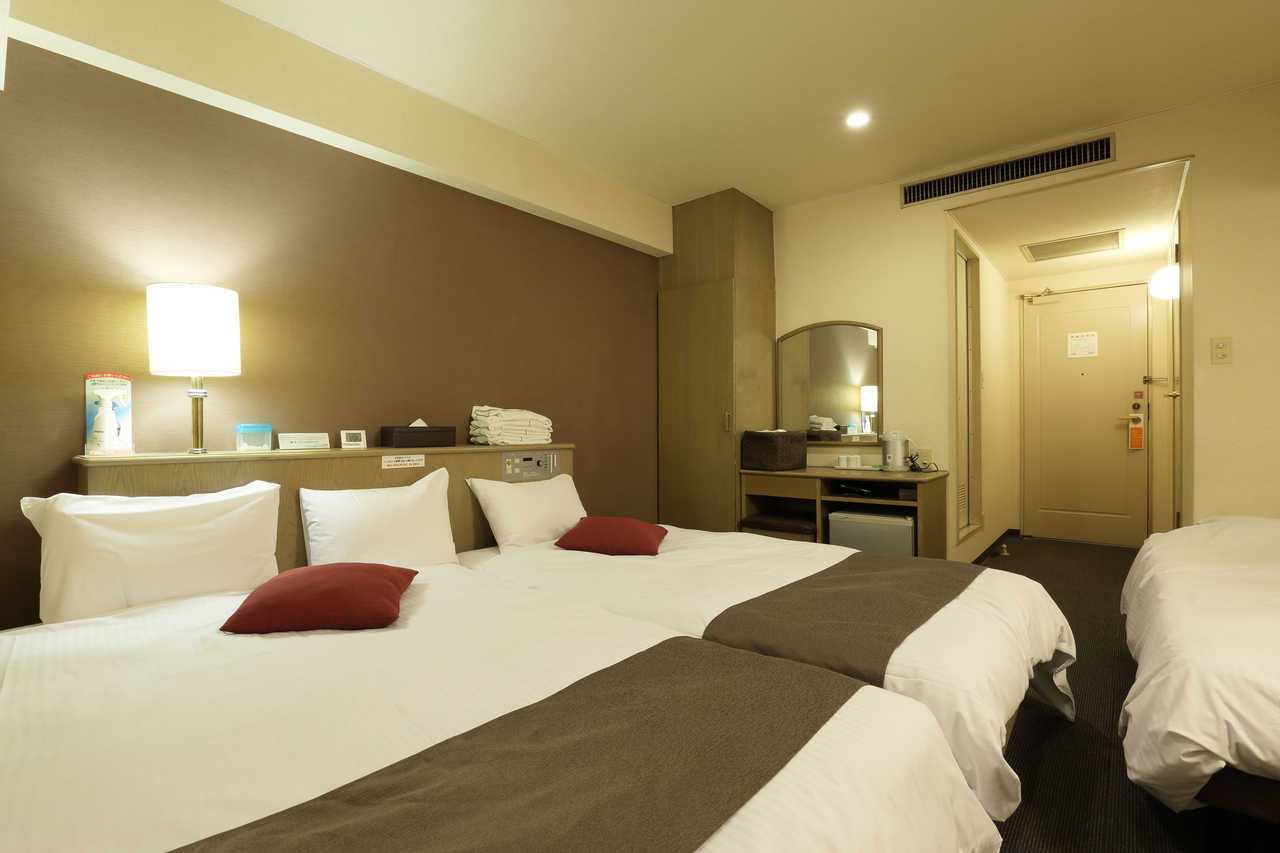 Hotel Shinsaibashi Lions Rock - Osaka โรงแรม
