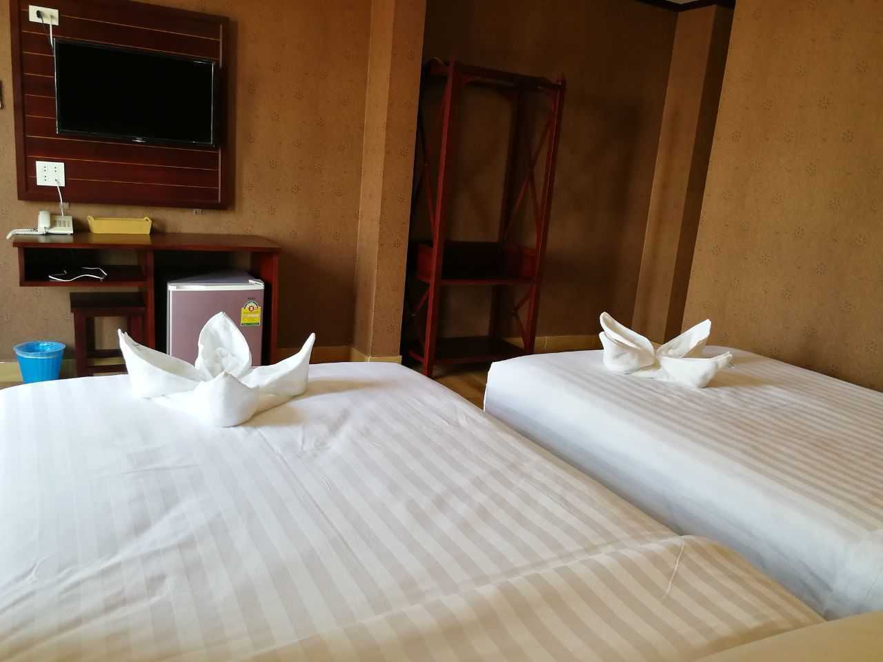 Sinnakhone - Vientiane โรงแรม