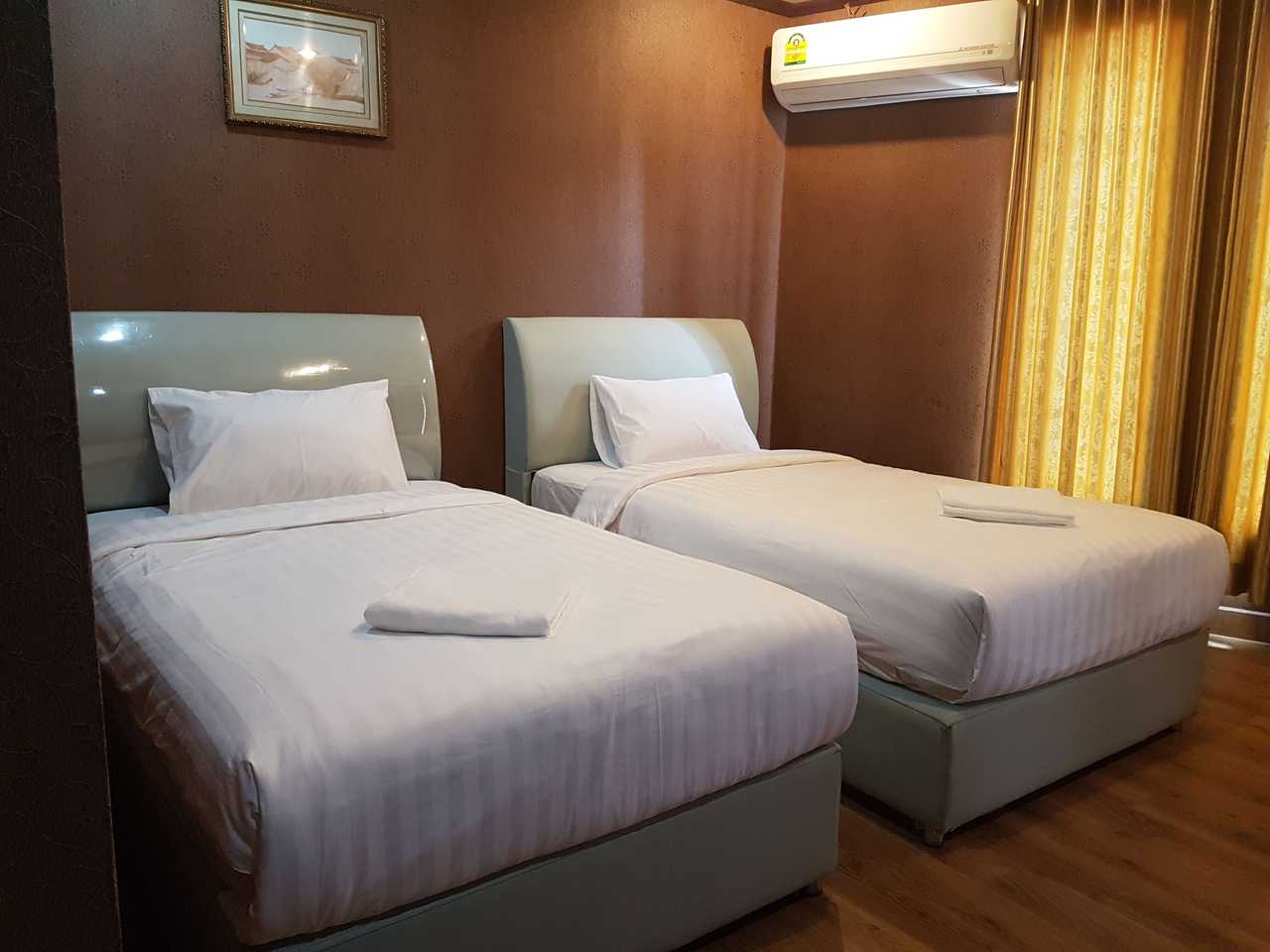 Sinnakhone - Vientiane โรงแรม