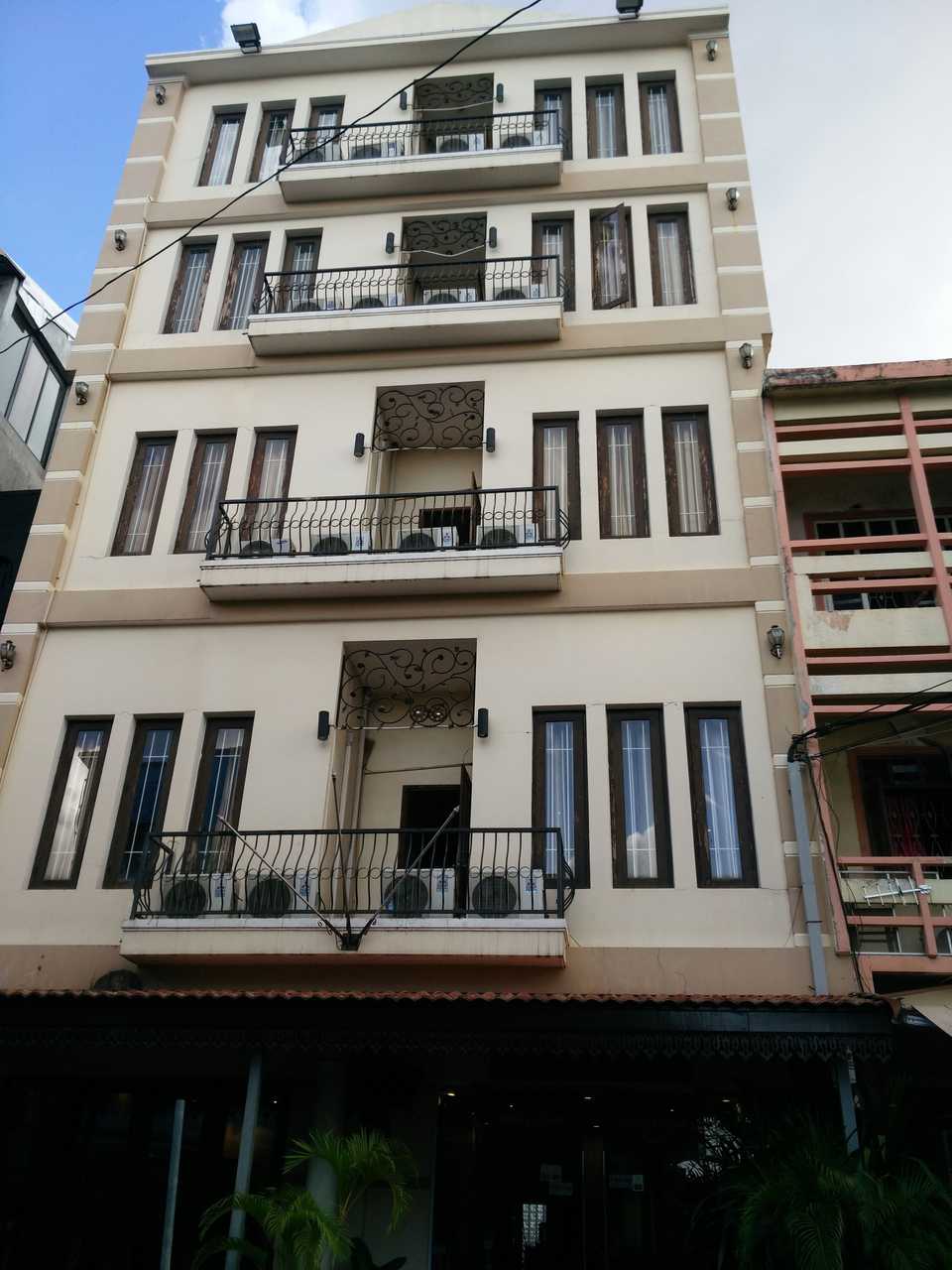 Sinnakhone - Vientiane โรงแรม