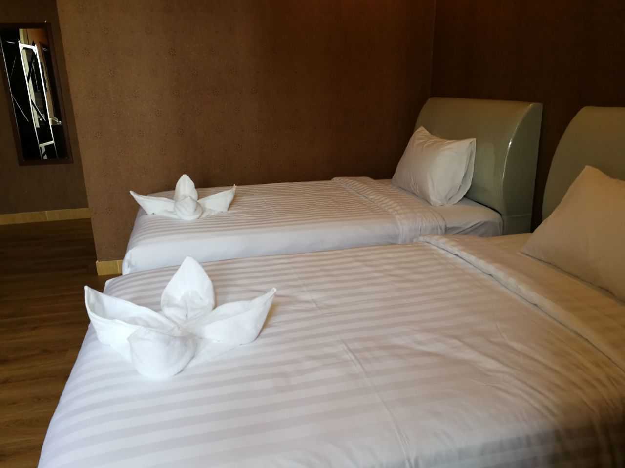 Sinnakhone - Vientiane โรงแรม